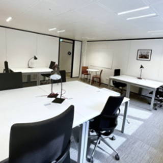 Bureau privé 40 m² 8 postes Coworking Rue de Rouvray Neuilly-sur-Seine 92200 - photo 1